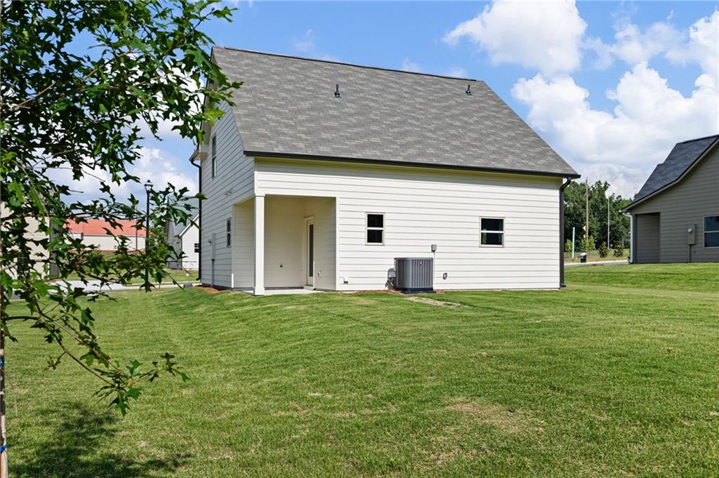 104 Winston Way Property Photo 28