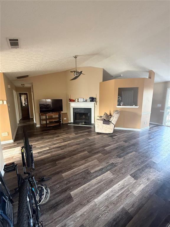 10600 Pine Forest Lane Property Photo 4