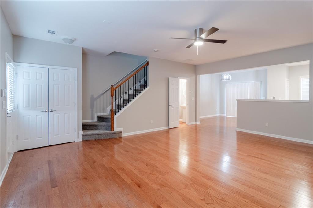 2285 Deerwood Drive Sw Property Photo 5
