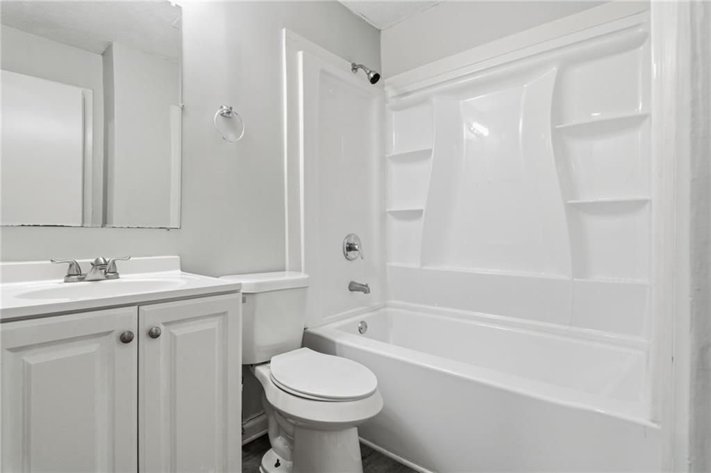 4813 Bartlett Road Property Photo 18