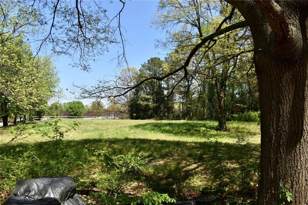 1400 Woodstock Road Property Photo 20