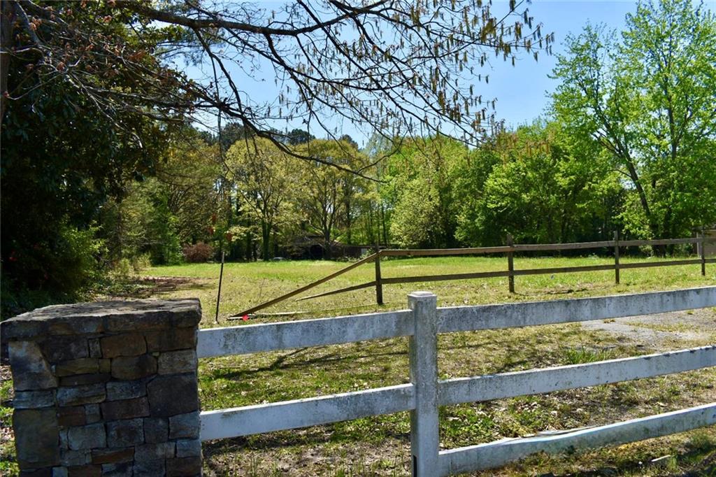 1400 Woodstock Road Property Photo 22