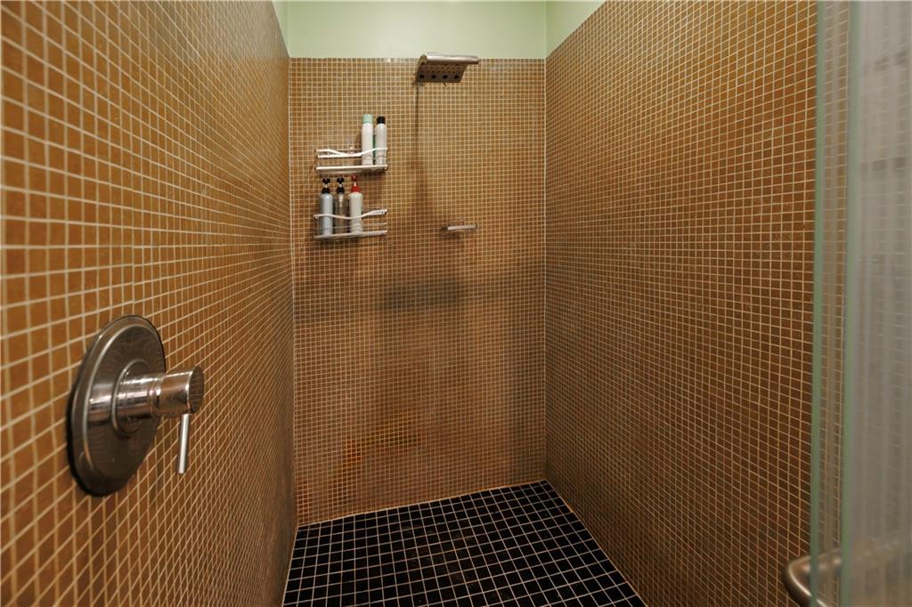 130 Arizona Avenue Ne Unit 305 Property Photo 23