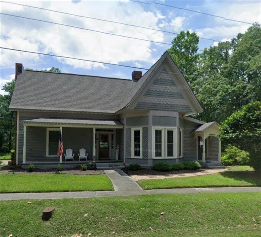 151 S Jackson Street Property Photo 1