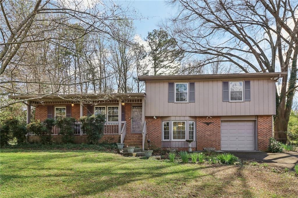 2844 Jordan Woods Drive Property Photo 1