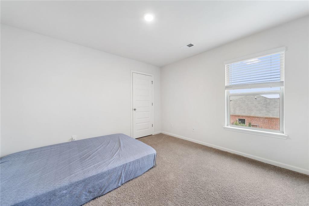 1468 Harlequin Way Property Photo 21