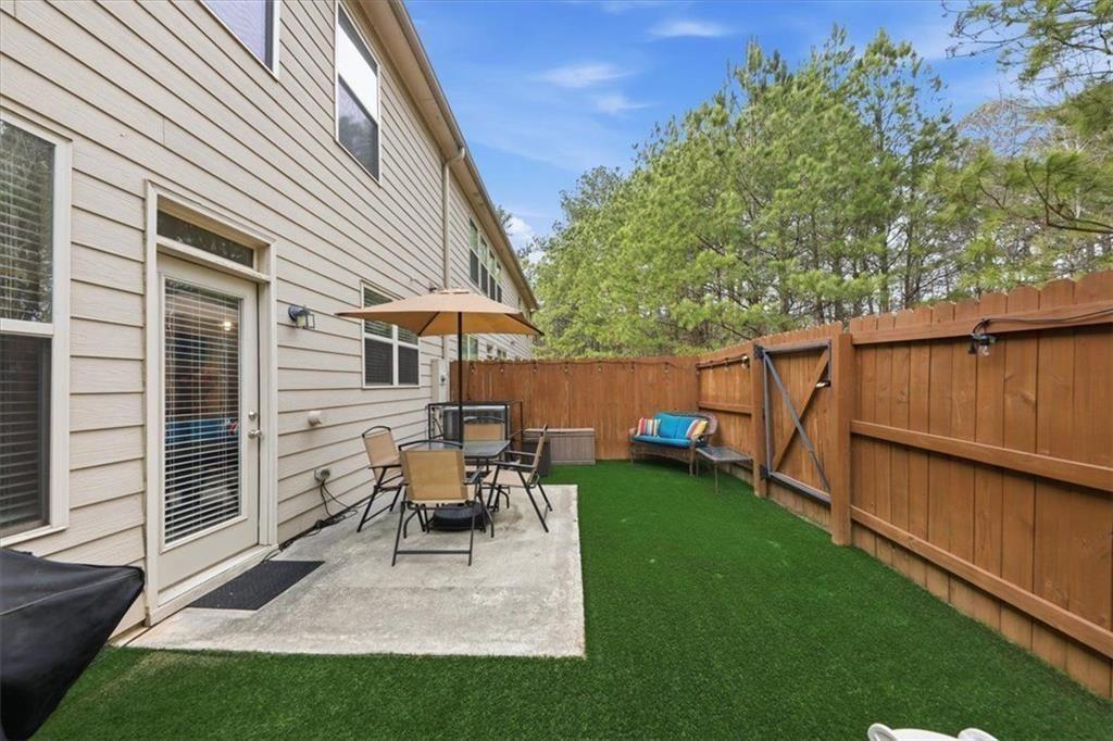 5527 Radford Loop Property Photo 24