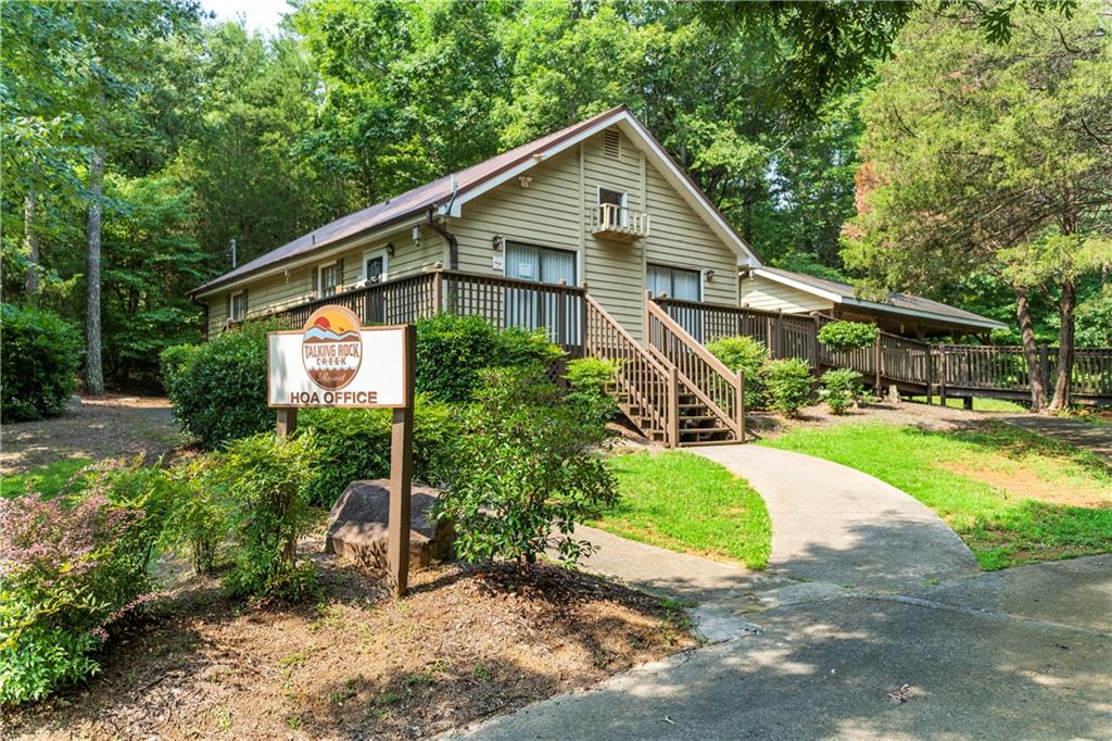 325 Adair Drive Property Photo 1
