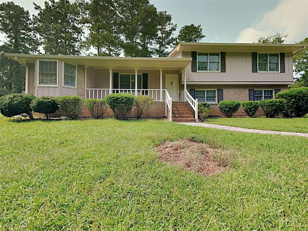 551 Village Green Court Property Photo 1