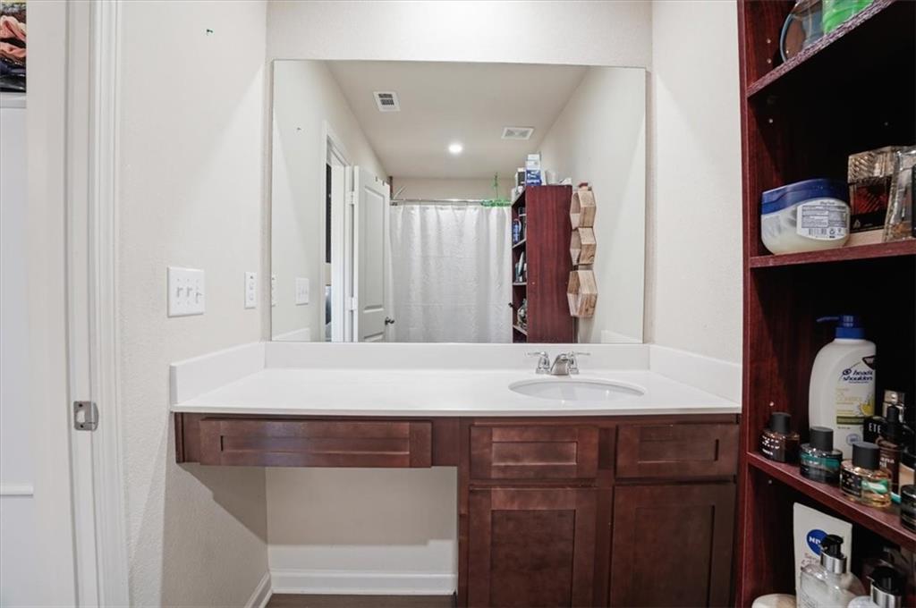 222 Seasons Valley Property Photo 27