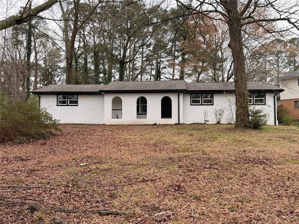 1055 Pinecrest Drive Property Photo 2