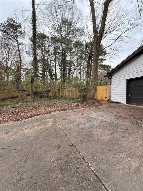 1055 Pinecrest Drive Property Photo 7