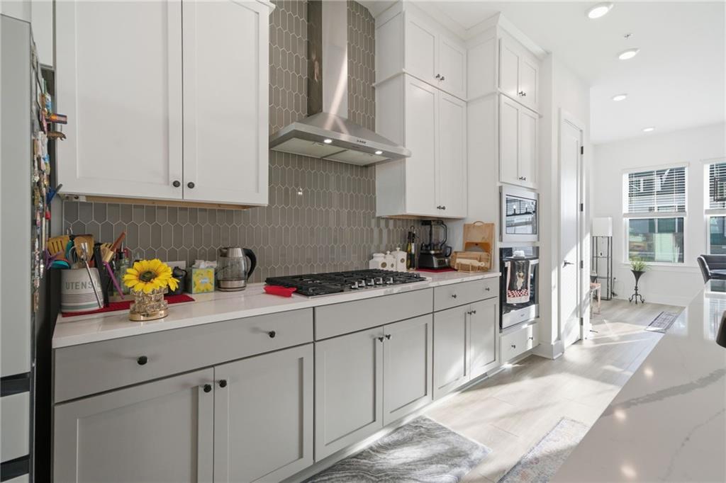 375 Walker Avenue Property Photo 14