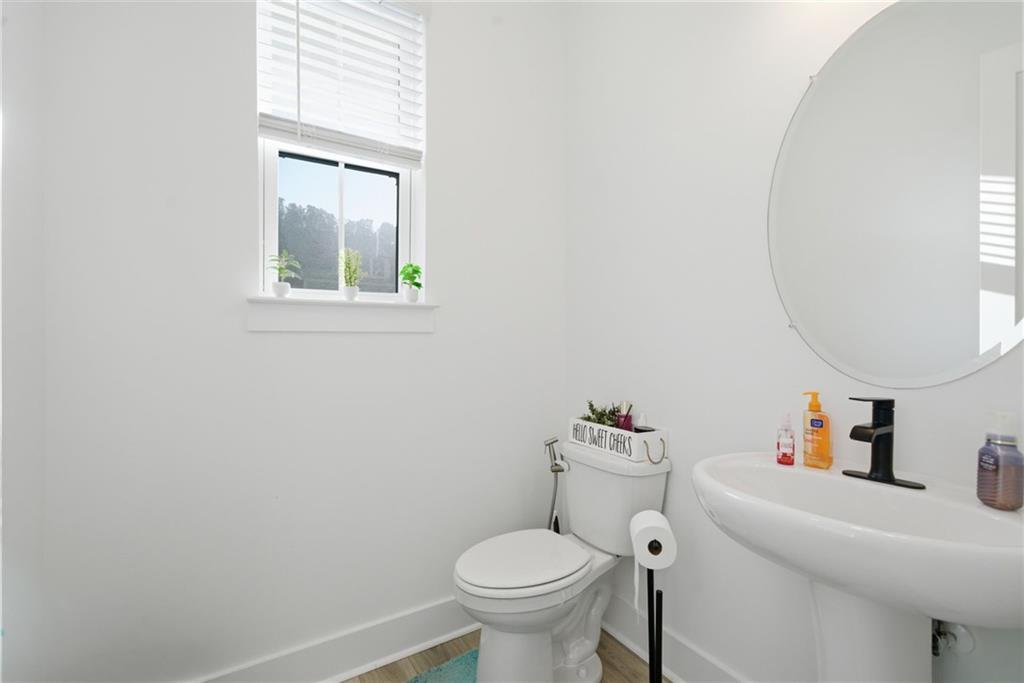 375 Walker Avenue Property Photo 18