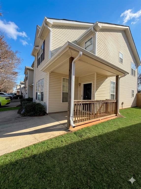 2409 Brianna Drive Property Photo 2