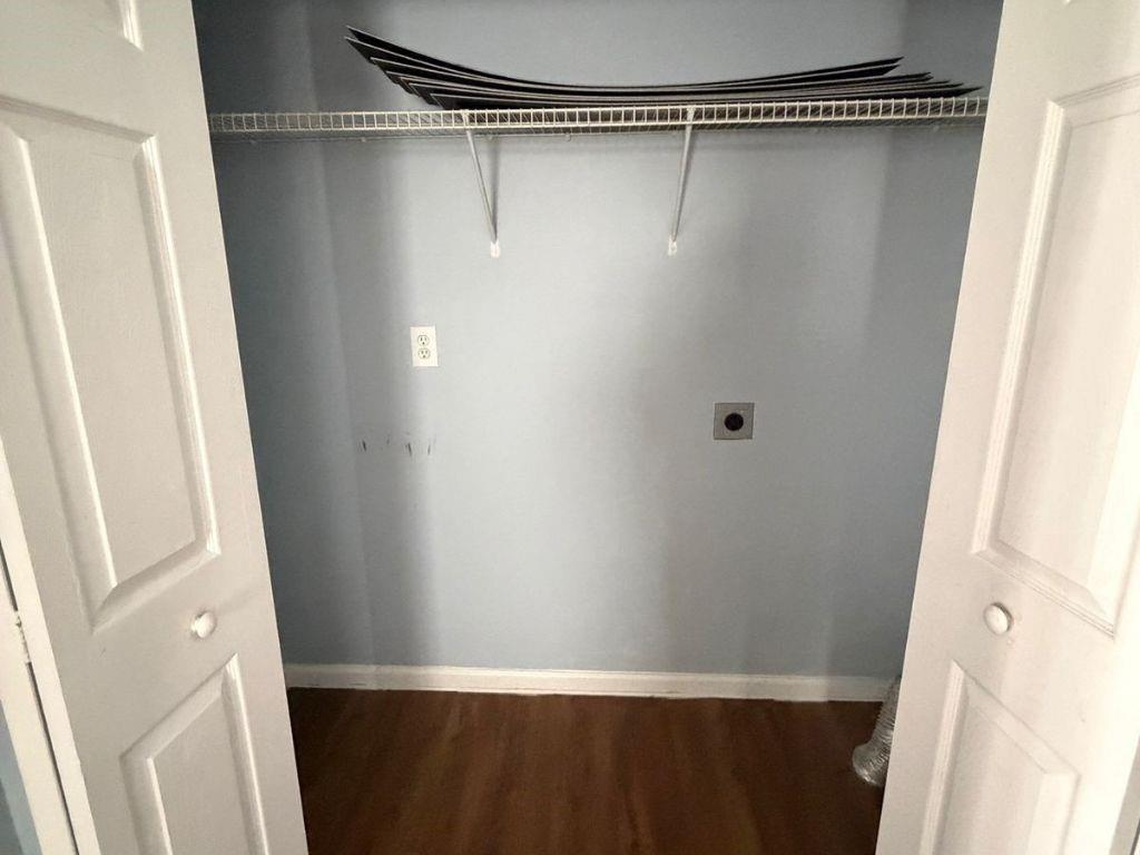 2409 Brianna Drive Property Photo 8