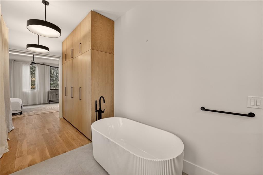 787 Bonaventure Avenue Ne Property Photo 21