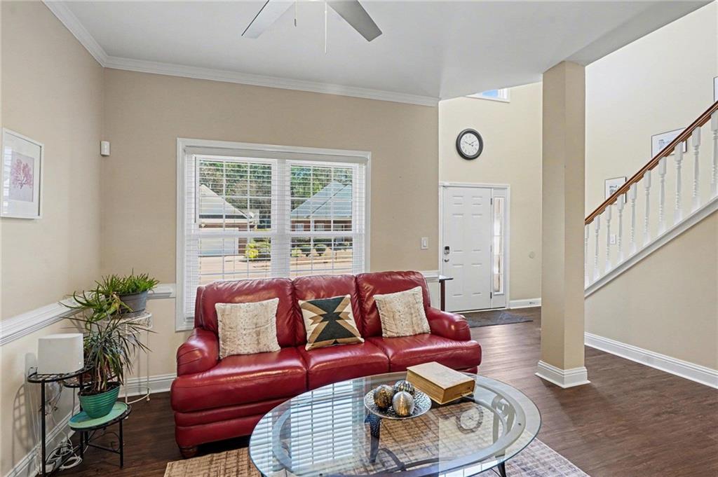 226 Long Drive Property Photo 2