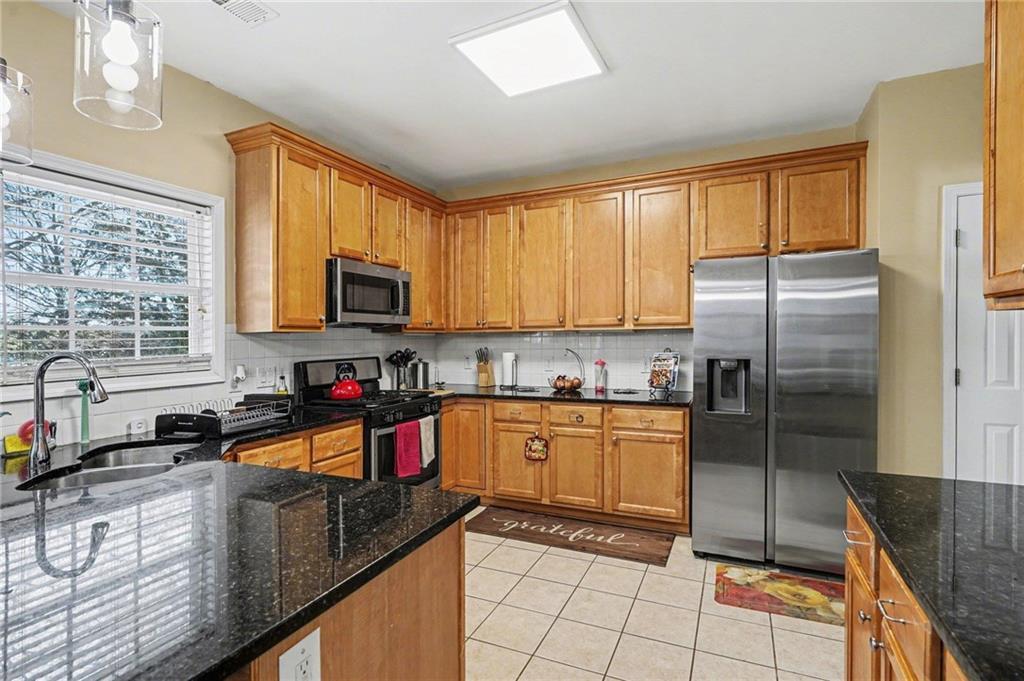 226 Long Drive Property Photo 10