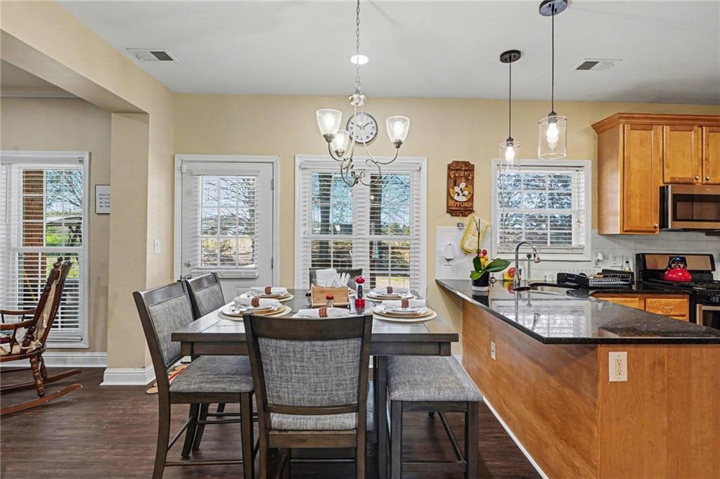 226 Long Drive Property Photo 12