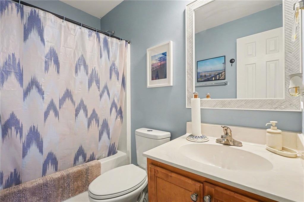 226 Long Drive Property Photo 15