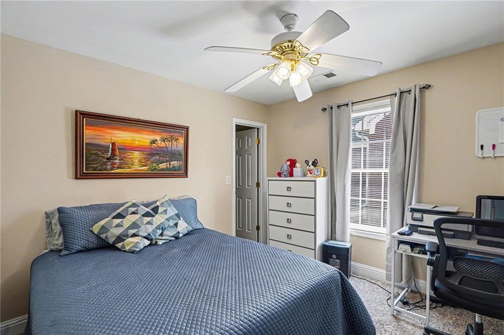 226 Long Drive Property Photo 17