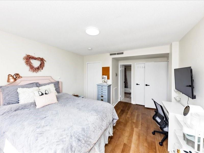 2285 Peachtree Road Ne Unit 803 Property Photo 13