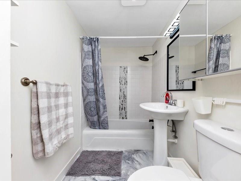 2285 Peachtree Road Ne Unit 803 Property Photo 15