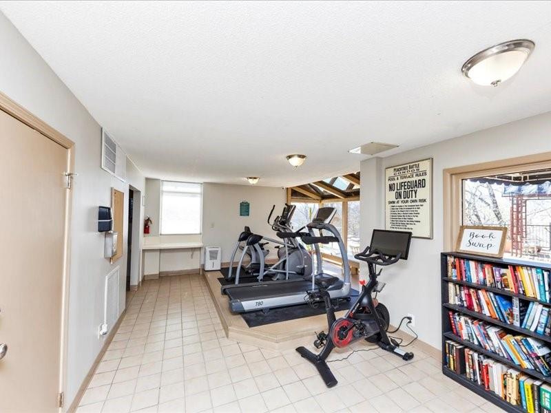 2285 Peachtree Road Ne Unit 803 Property Photo 17
