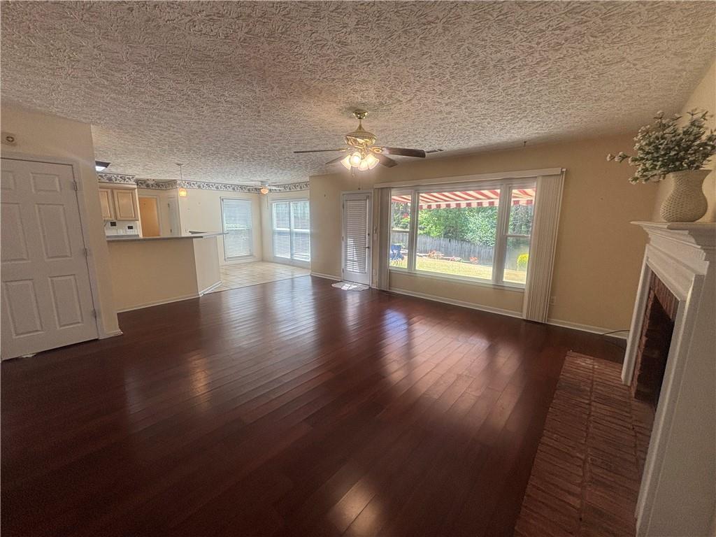 2203 Loudon Lane Property Photo 12