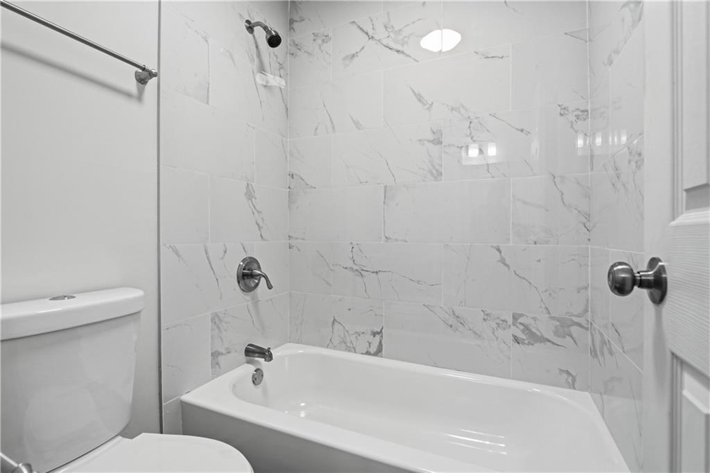 2296 Talbot Ridge Property Photo 35