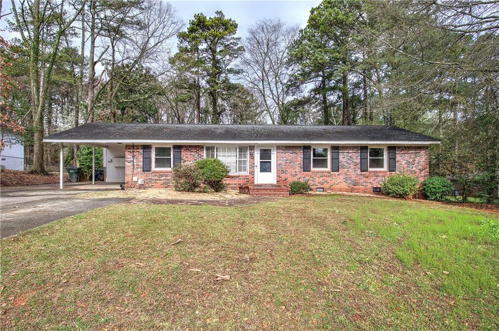 2191 Sun Valley Drive SE Property Photo 1