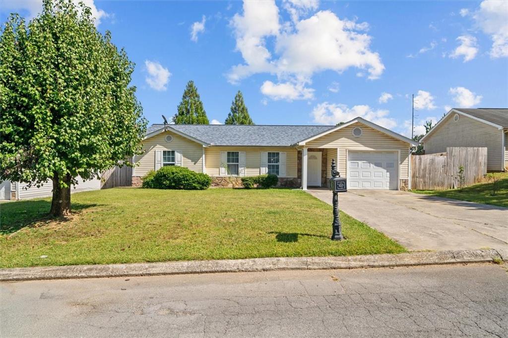 171 Bear Den Court Property Photo 1