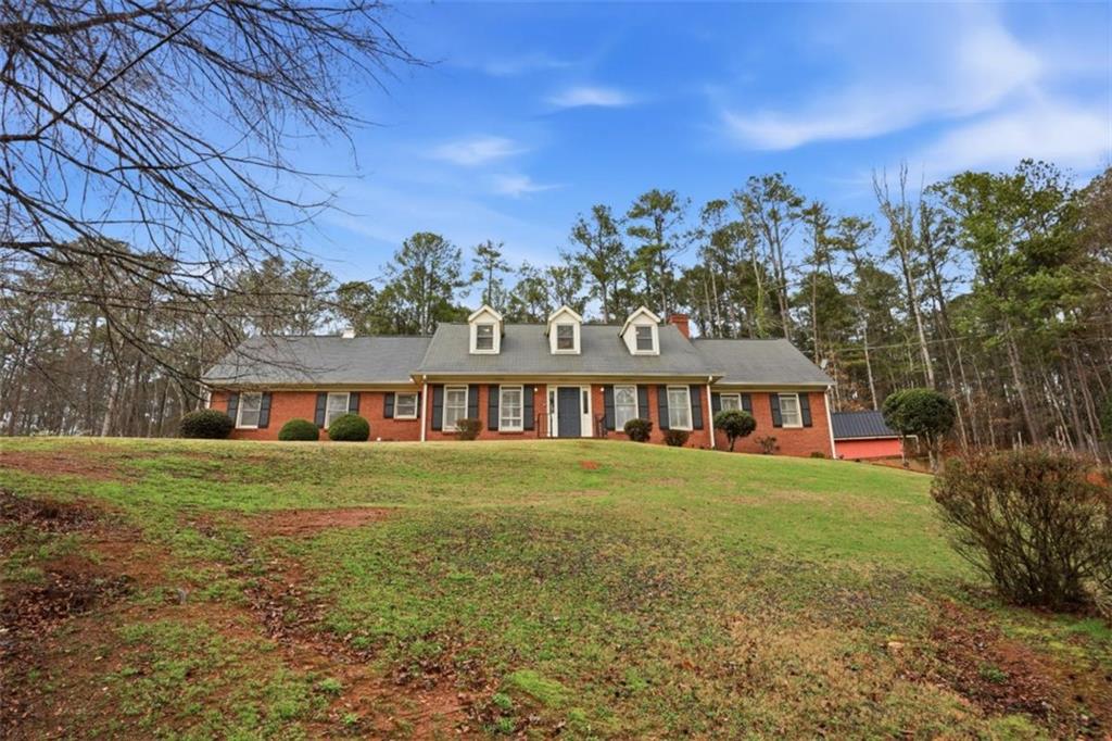 2077 Honey Creek Road Property Photo 1
