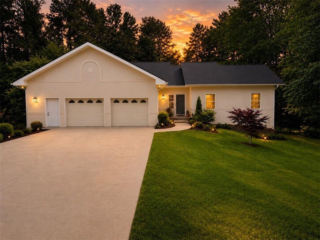 8993 Dornoch Circle Property Photo 1