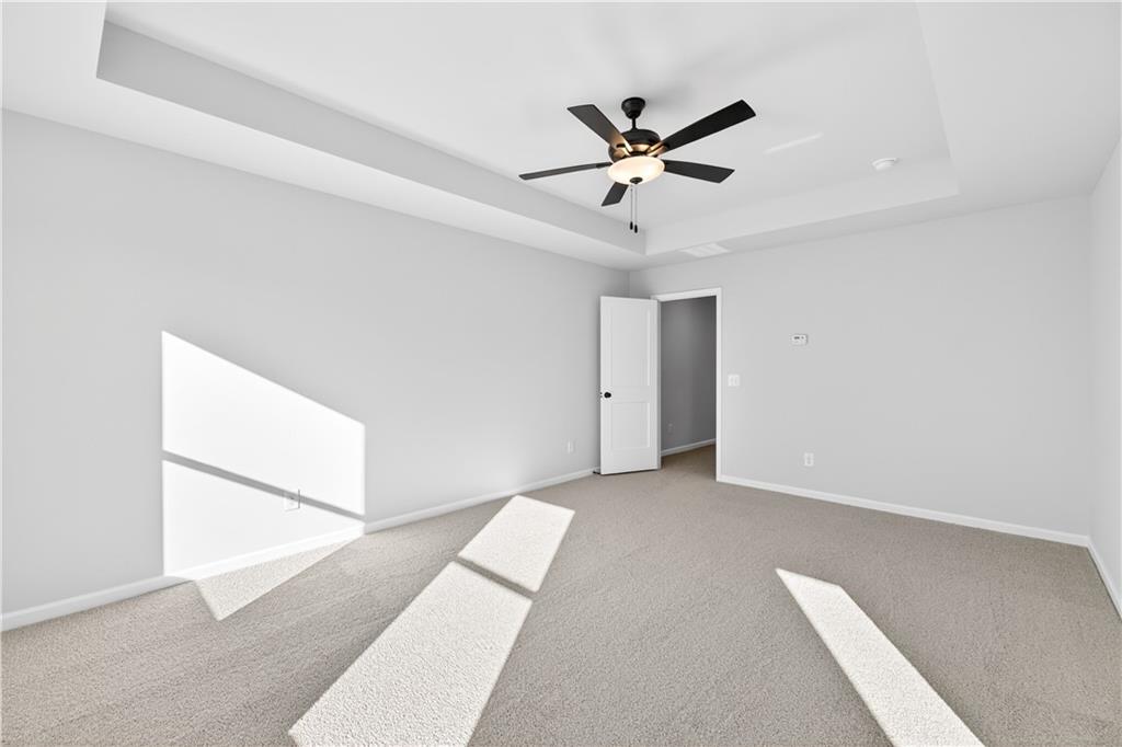548 Madison St Property Photo 6
