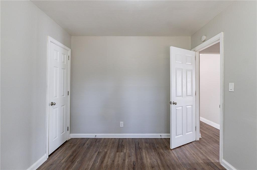 1255 Glen Forest Way Property Photo 11