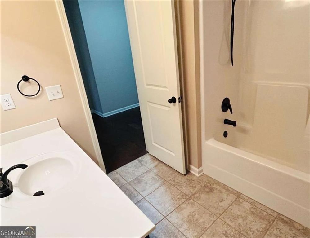 4518 Hidden Creek Drive Property Photo 16