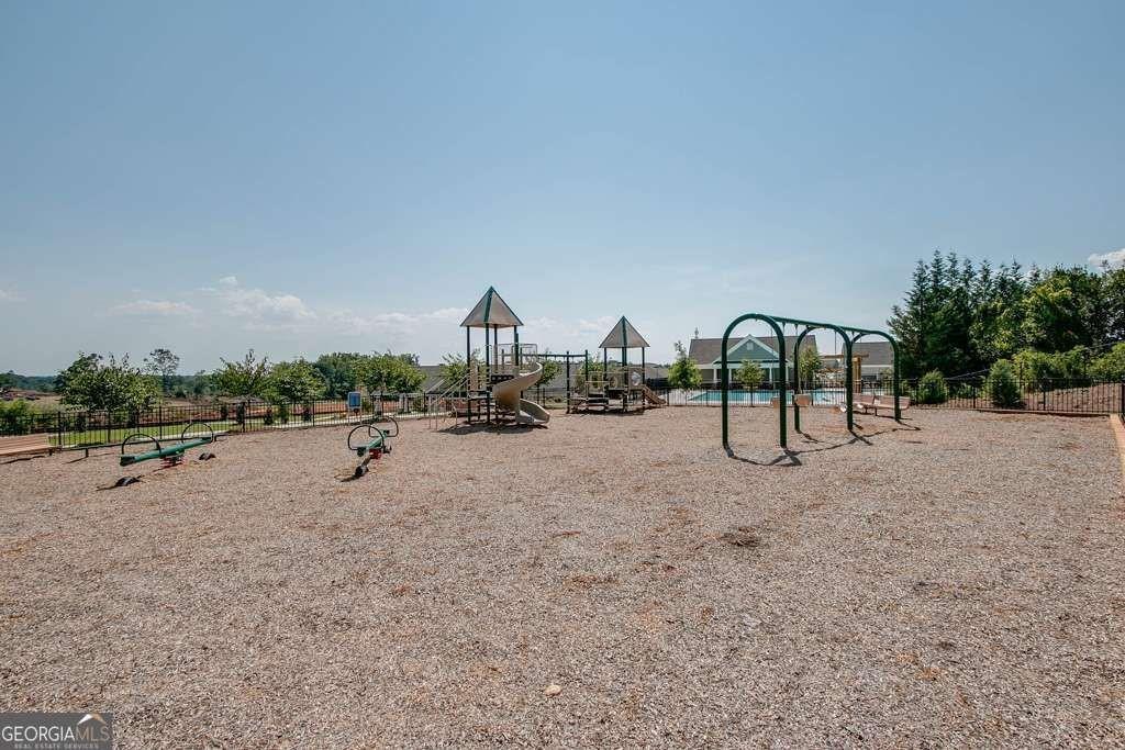 4518 Hidden Creek Drive Property Photo 25