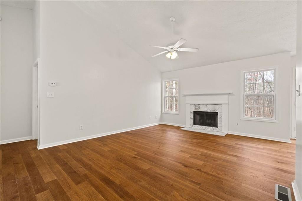 3440 Duncan Bridge Drive Property Photo 7