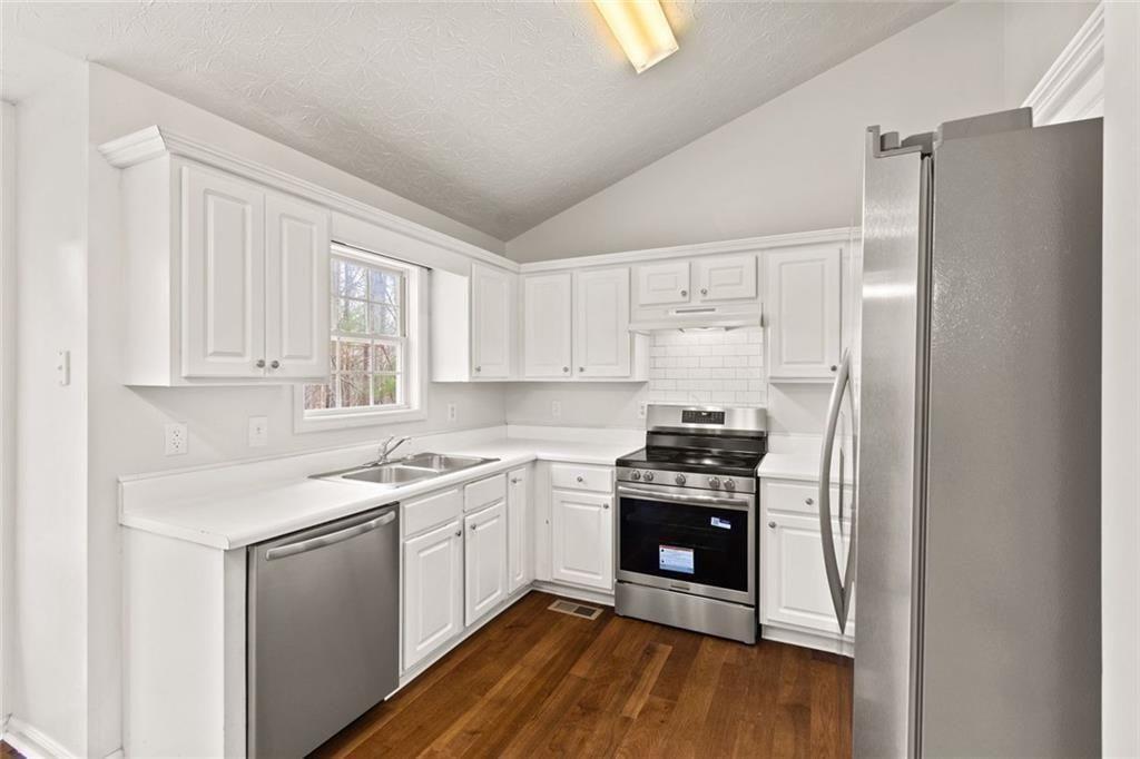 3440 Duncan Bridge Drive Property Photo 15