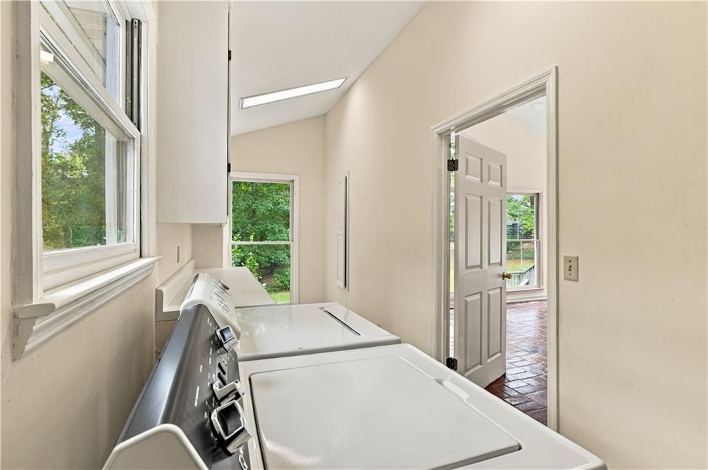 4 Windemere Lane Property Photo 9