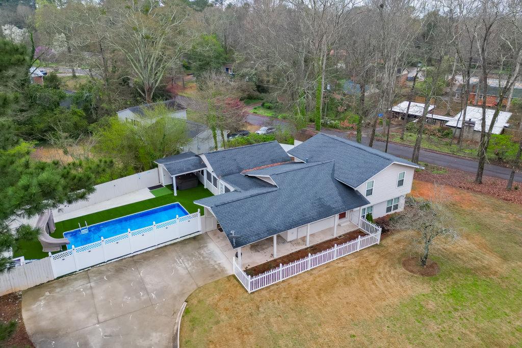 206 College Circle Property Photo 1