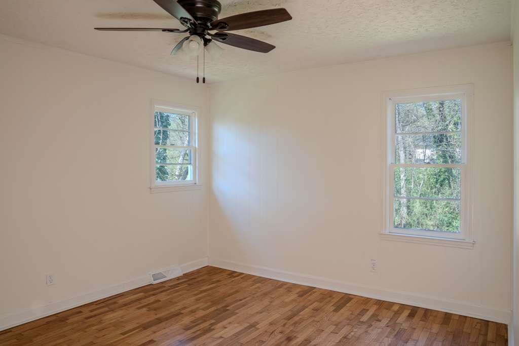 317 Jackson Street Property Photo 17