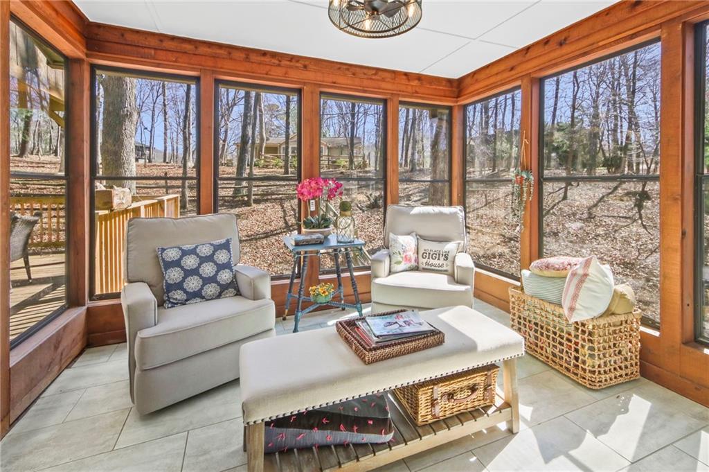 334 Lake View Trace Property Photo 6