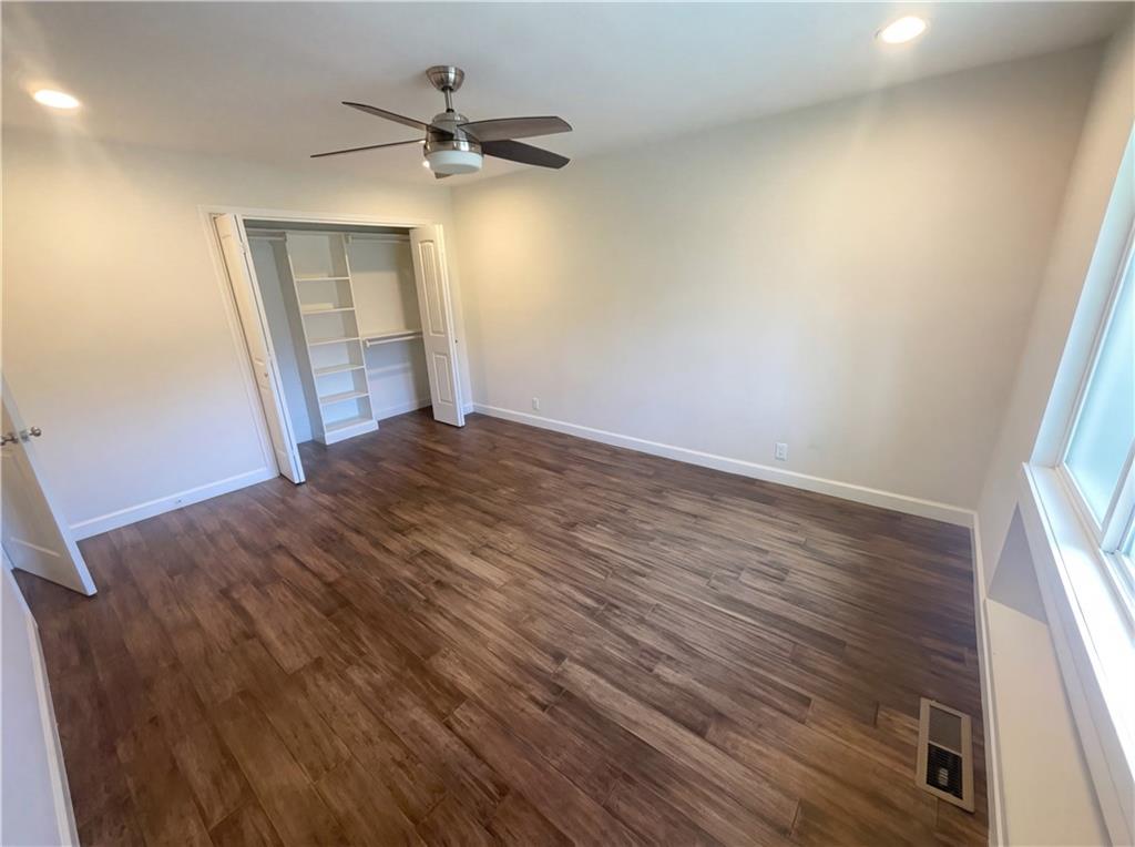 2770 Burtz Drive Property Photo 4