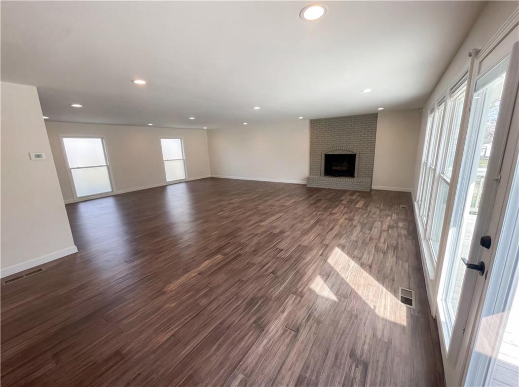 2770 Burtz Drive Property Photo 6