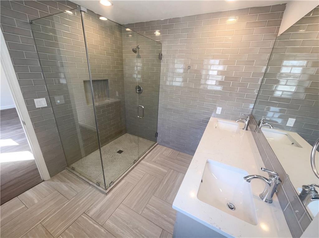 2770 Burtz Drive Property Photo 21