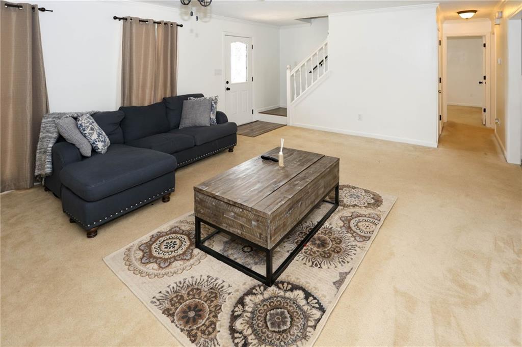 59 Cedar Way Property Photo 8