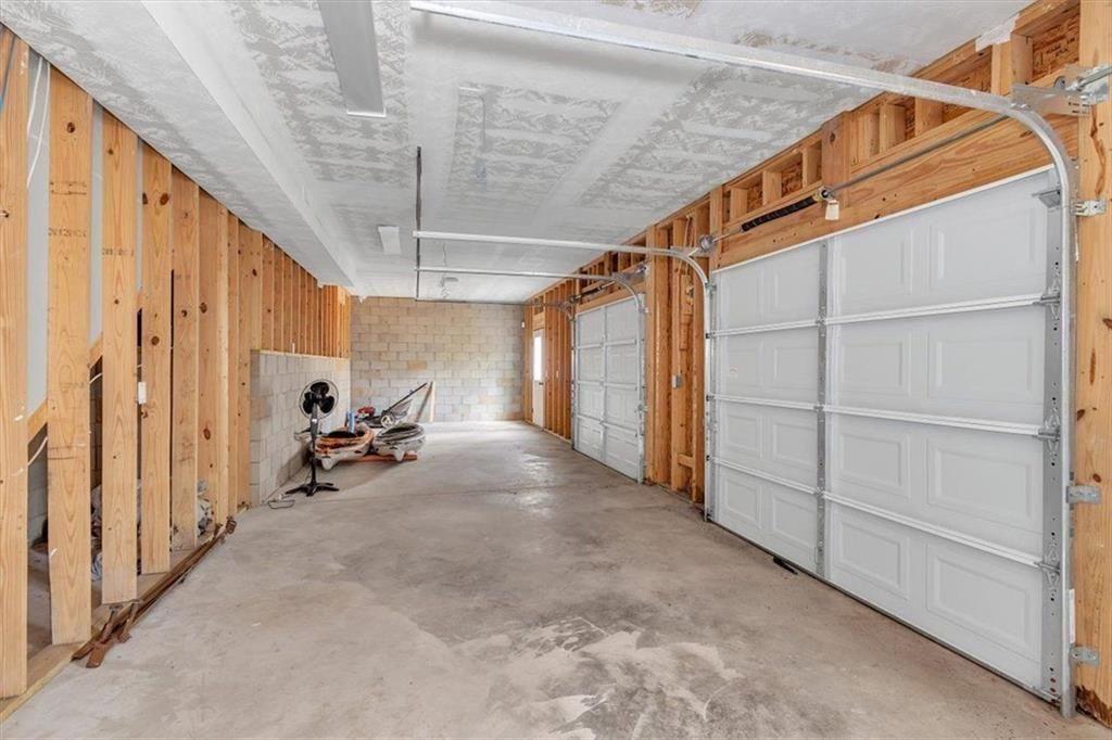 1075 Willow Way Property Photo 38